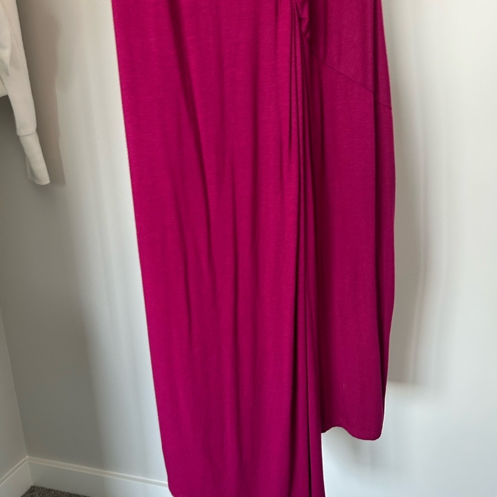 ❤️On sale❤️Rebel Sugar Asymmetrical Sleeveless Burgundy Dress - Picture 5 of 6